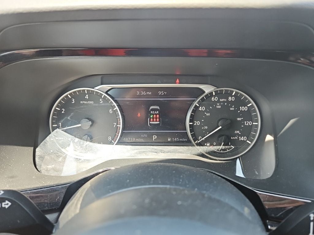 2025 Nissan Pathfinder SV