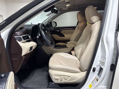 2020 Toyota Highlander Platinum