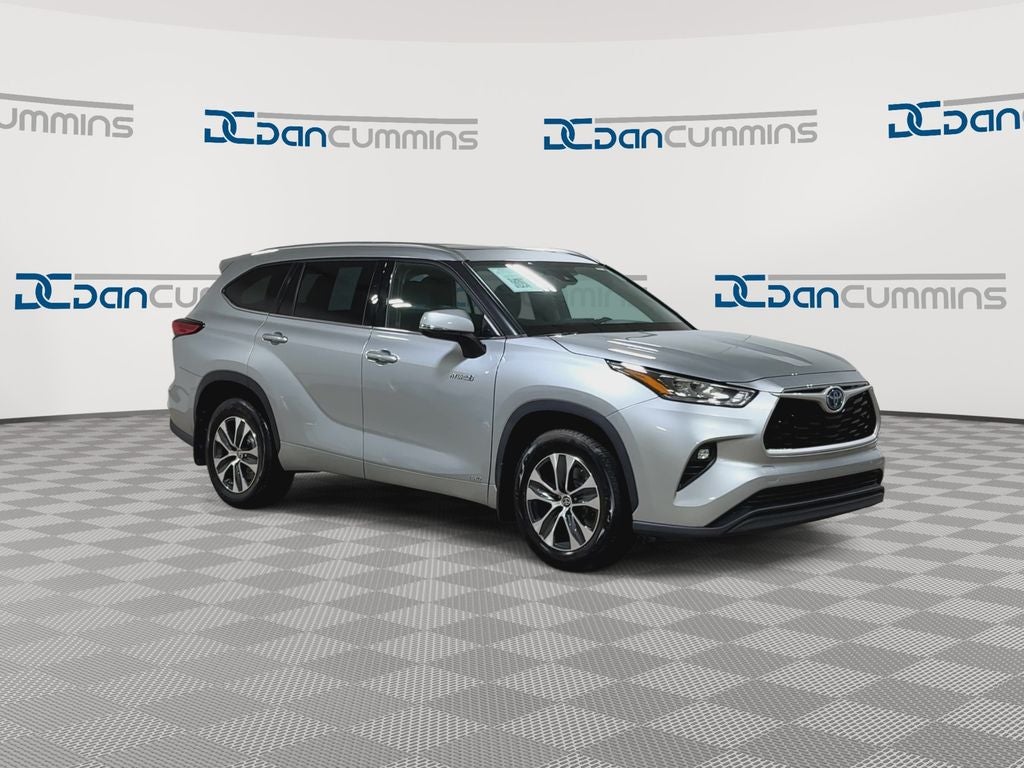 2020 Toyota Highlander Hybrid XLE