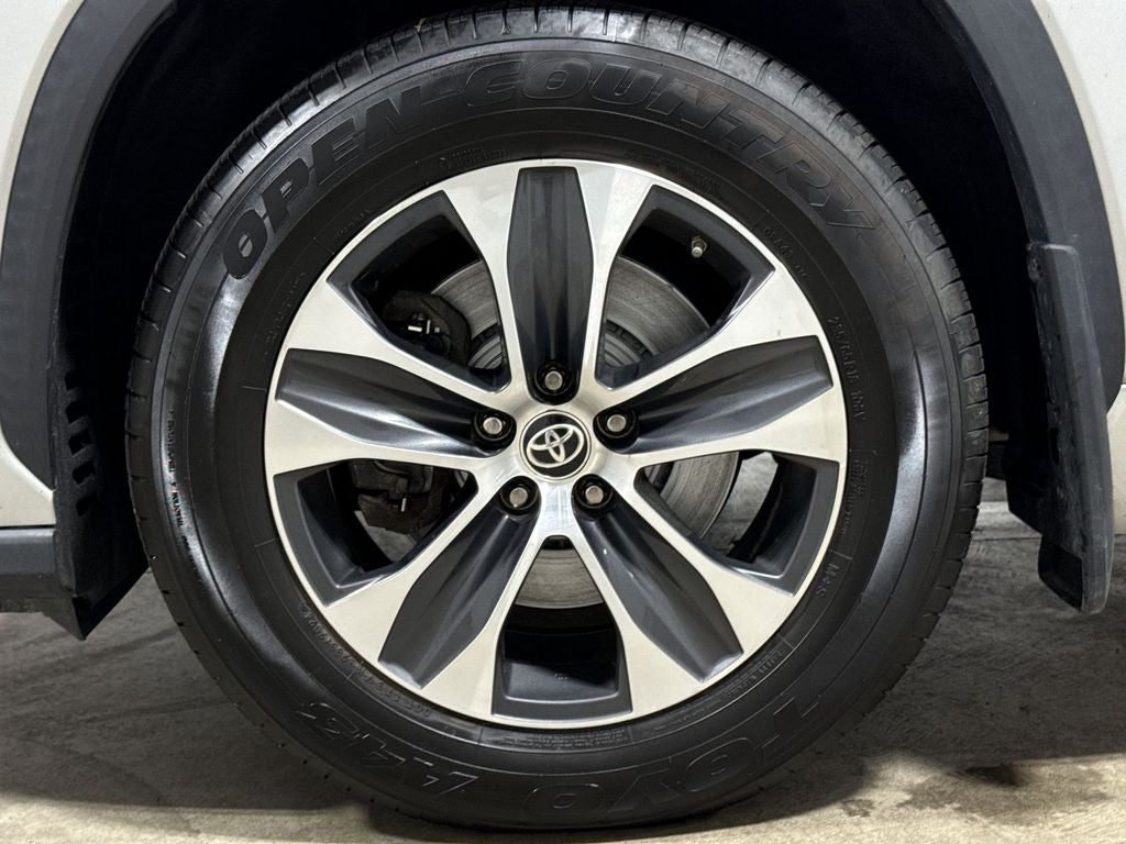 2020 Toyota Highlander Hybrid XLE