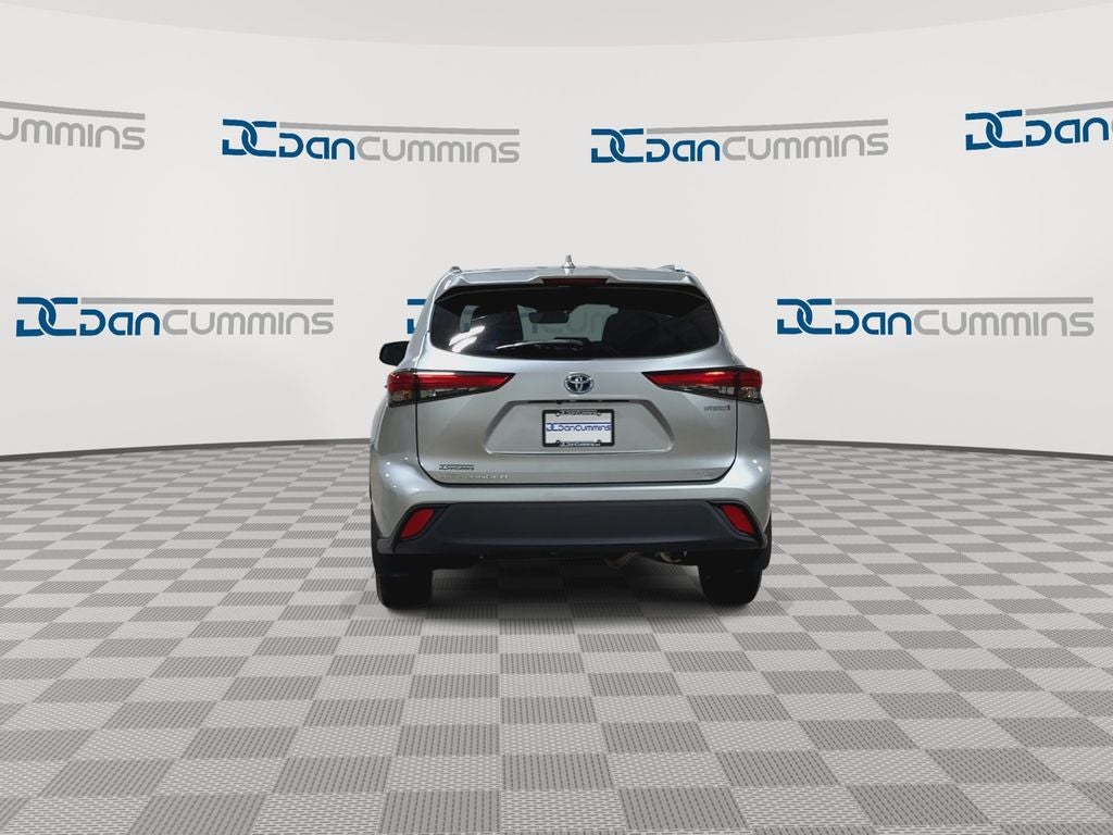 2020 Toyota Highlander Hybrid XLE