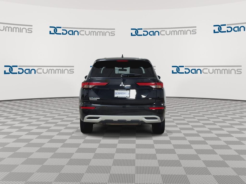 2024 Mitsubishi Outlander SE