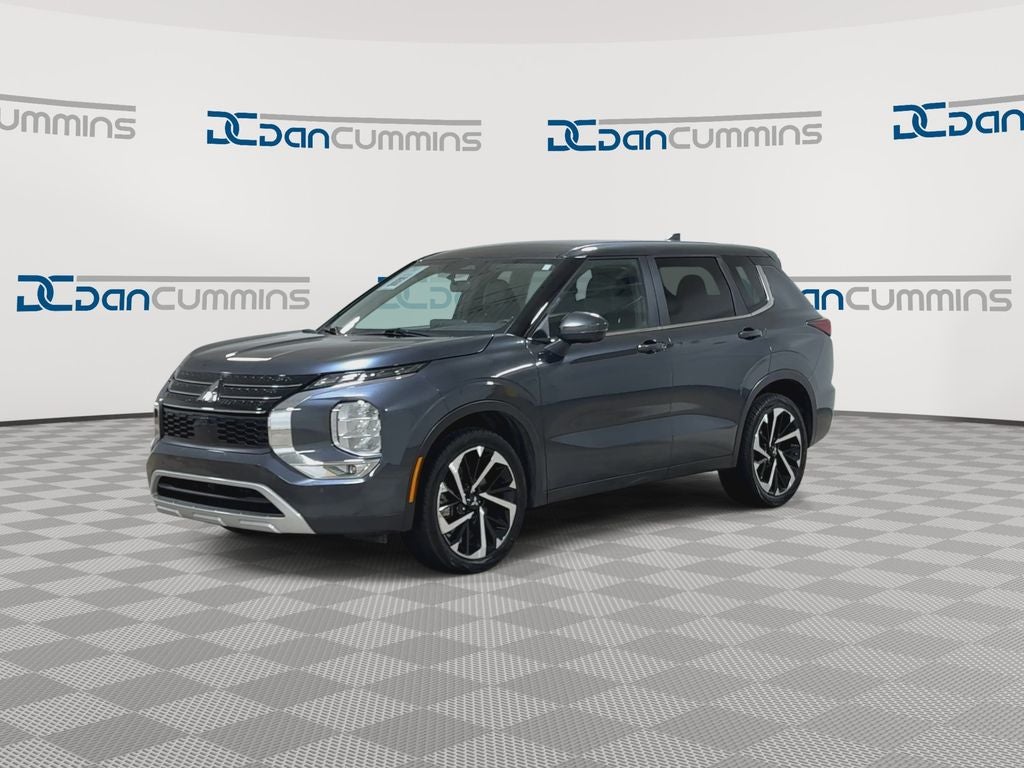 2024 Mitsubishi Outlander SE