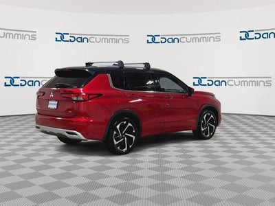 2024 Mitsubishi Outlander Base
