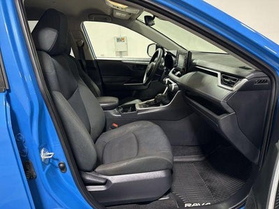 2020 Toyota RAV4 Hybrid LE