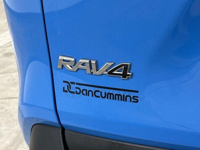 2020 Toyota RAV4 Hybrid LE