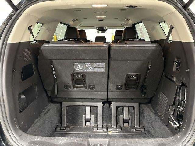 2022 Kia Carnival SX