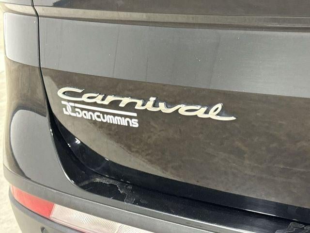 2022 Kia Carnival SX