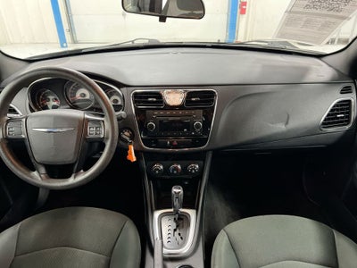 2012 Chrysler 200 LX