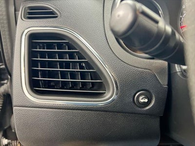 2012 Chrysler 200 LX