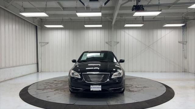 2012 Chrysler 200 LX