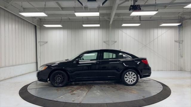 2012 Chrysler 200 LX