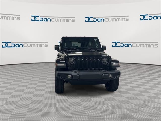 2022 Jeep Wrangler Unlimited Sahara Altitude