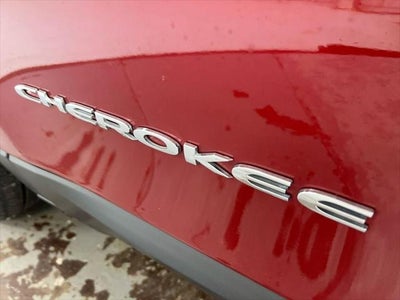 2016 Jeep Cherokee Sport