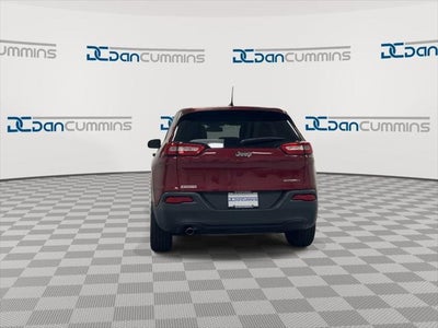 2016 Jeep Cherokee Sport