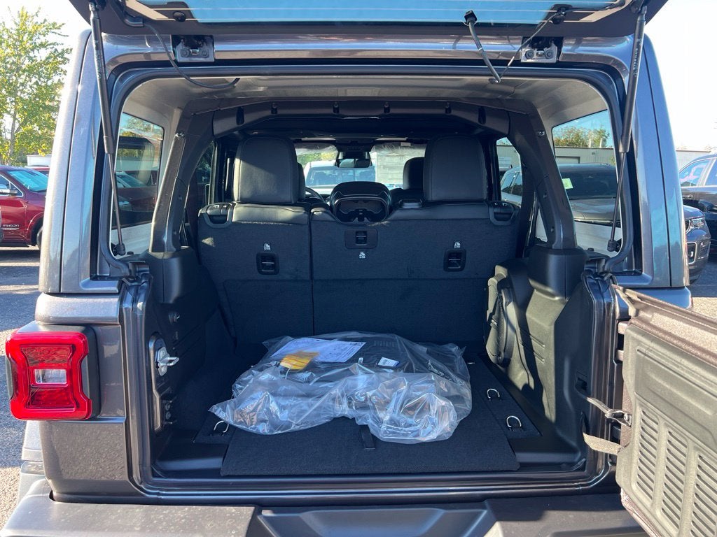 2027 Jeep Wrangler Rubicon