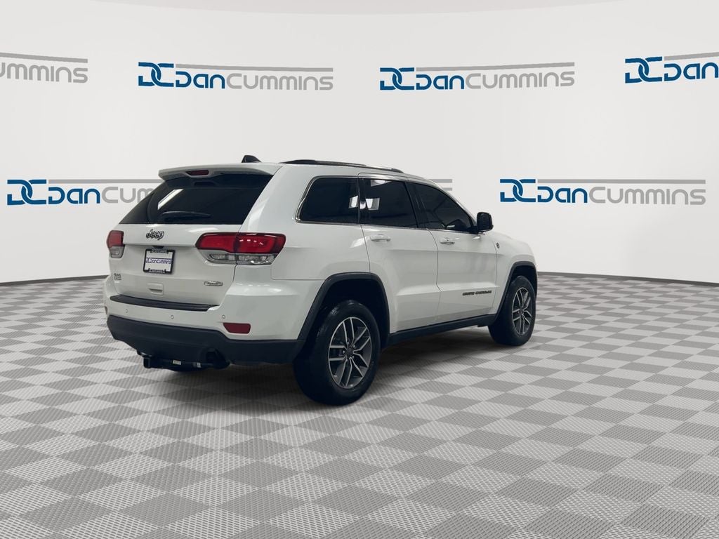 2020 Jeep Grand Cherokee Laredo