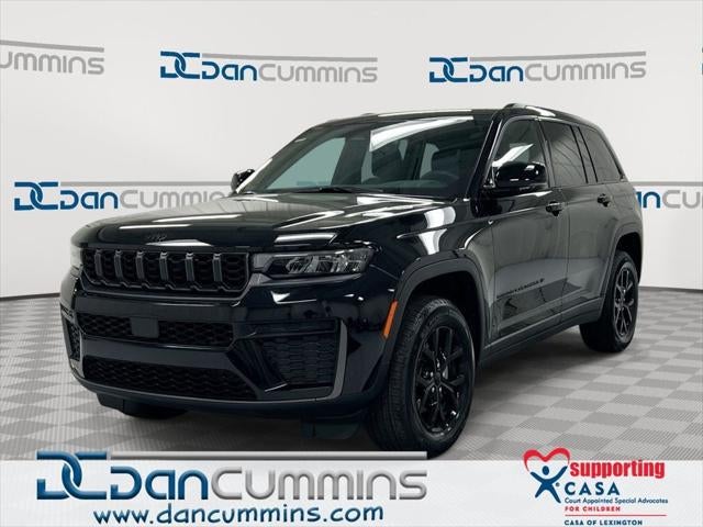 2026 Jeep Grand Cherokee Laredo