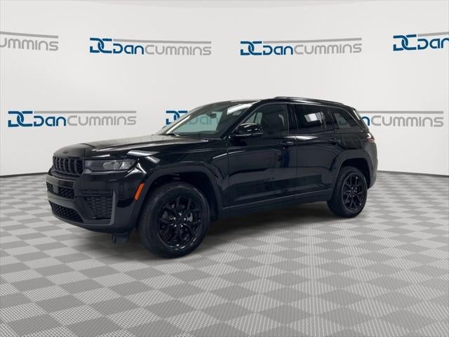 2026 Jeep Grand Cherokee Laredo