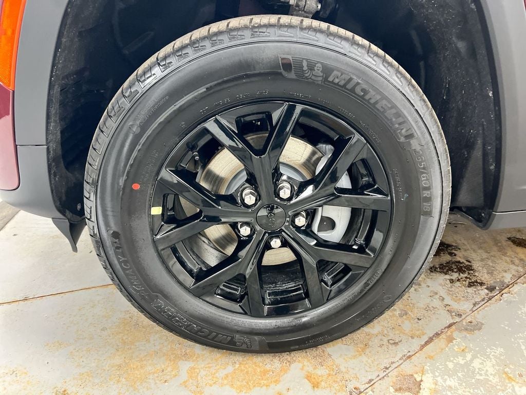 2026 Jeep Grand Cherokee Laredo