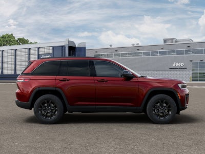 2026 Jeep Grand Cherokee Laredo