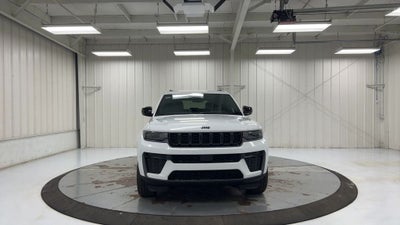 2026 Jeep Grand Cherokee Laredo