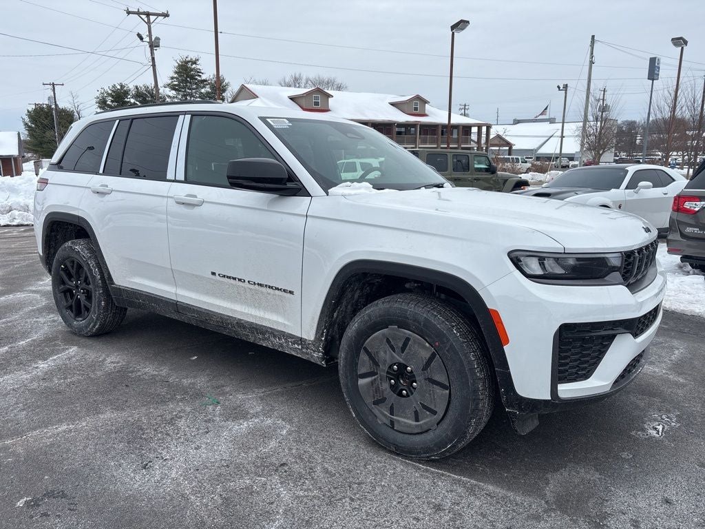 2026 Jeep Grand Cherokee Laredo