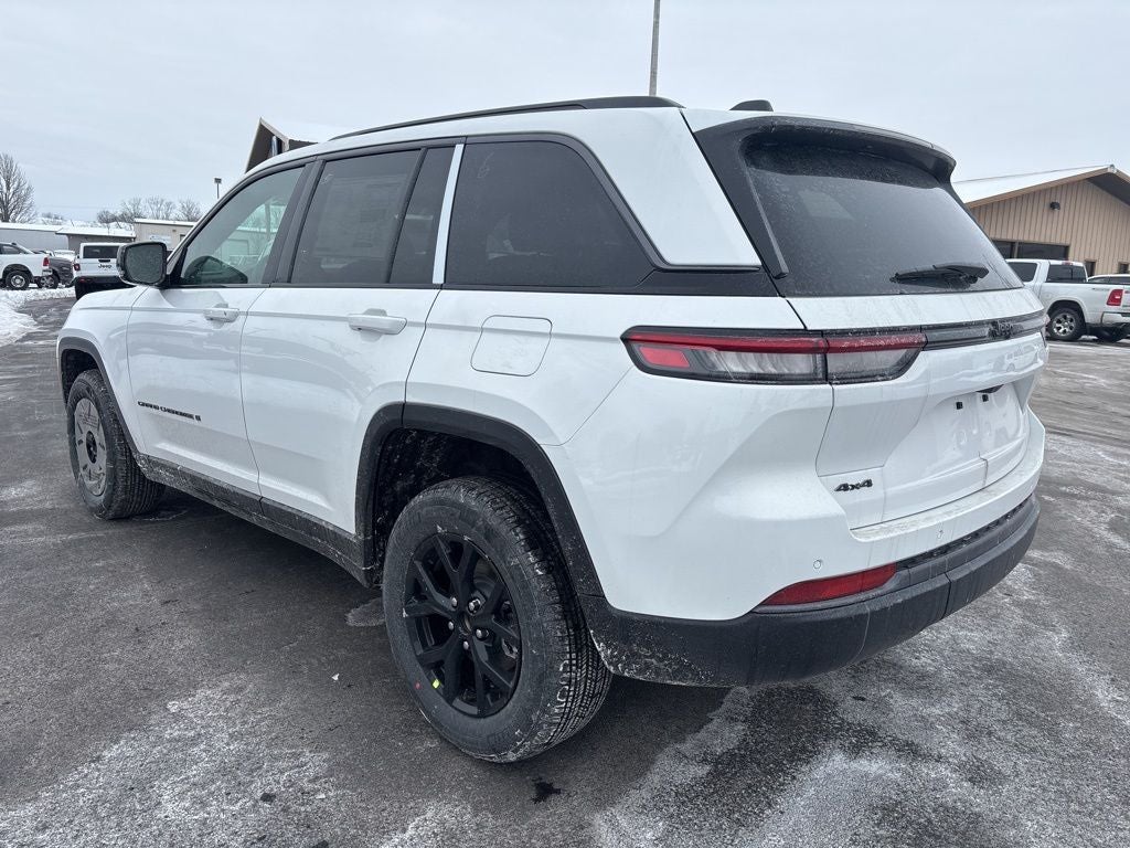 2026 Jeep Grand Cherokee Laredo