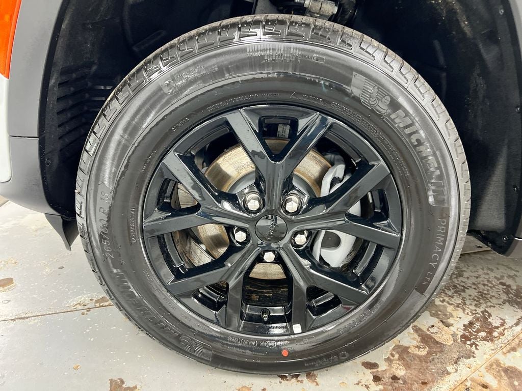 2026 Jeep Grand Cherokee Laredo