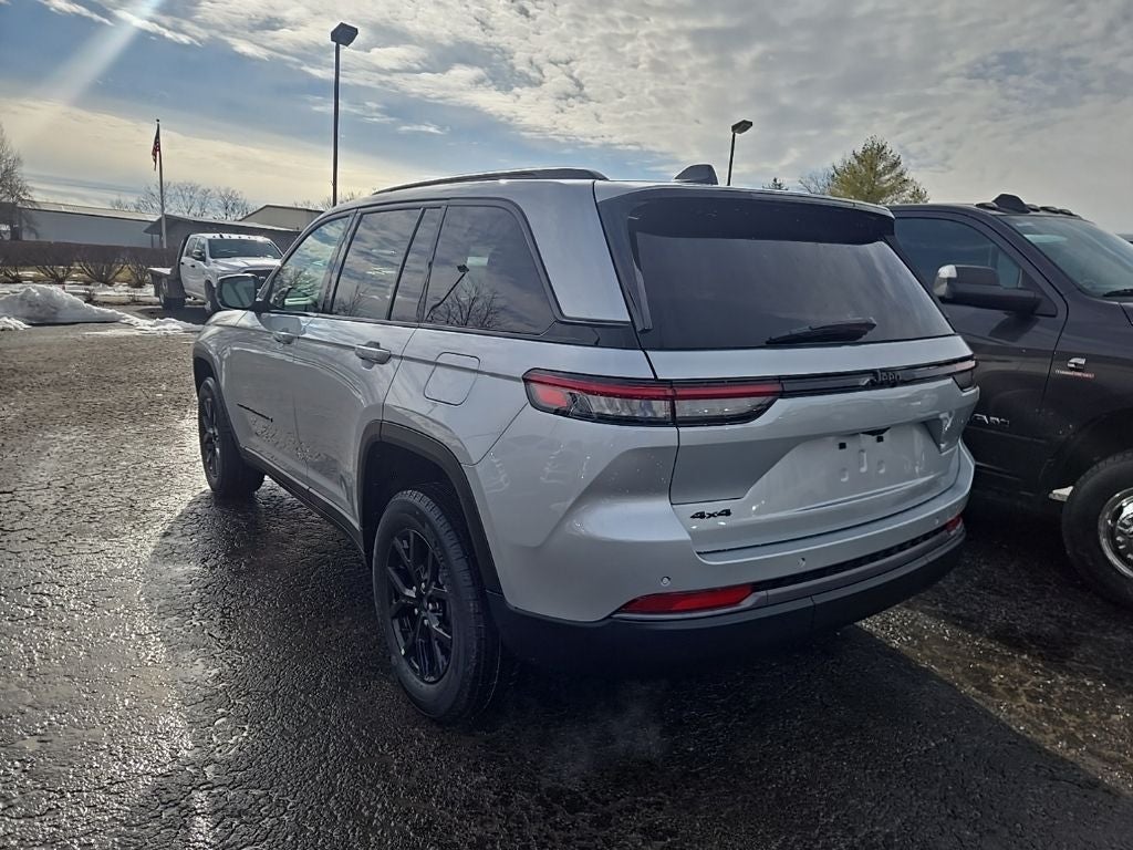 2026 Jeep Grand Cherokee Laredo