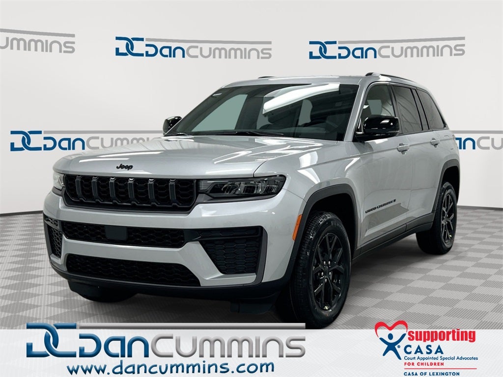 2026 Jeep Grand Cherokee Laredo