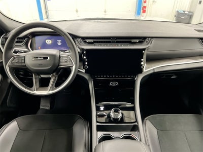 2026 Jeep Grand Cherokee Laredo