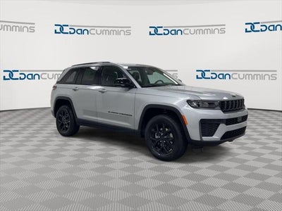 2026 Jeep Grand Cherokee Laredo