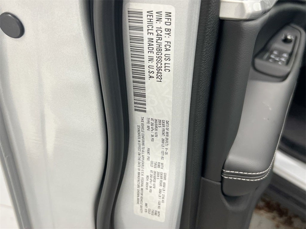 2025 Jeep Grand Cherokee Limited