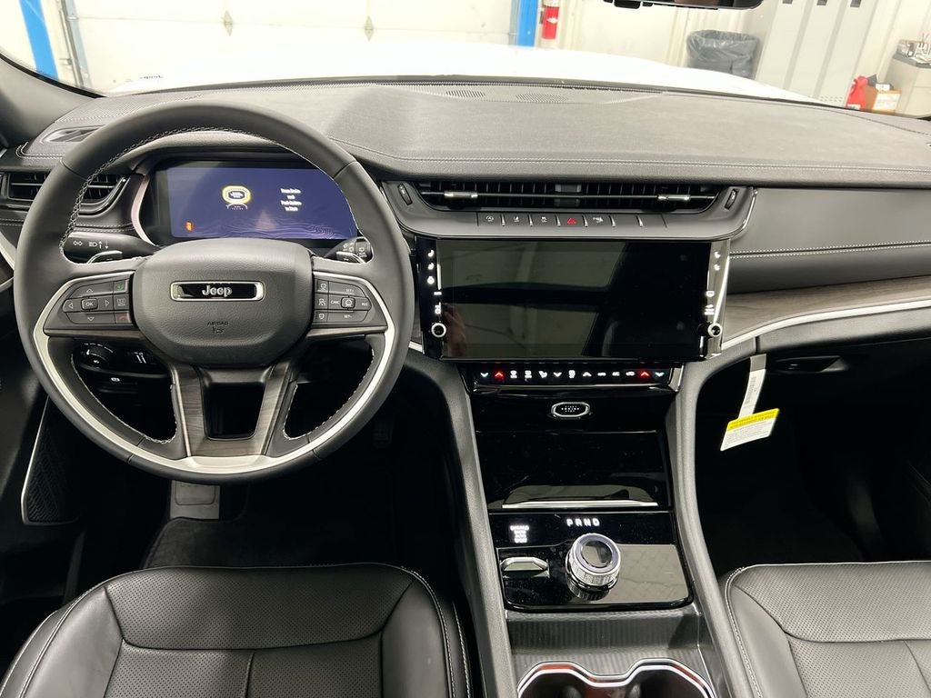 2026 Jeep Grand Cherokee Limited Reserve