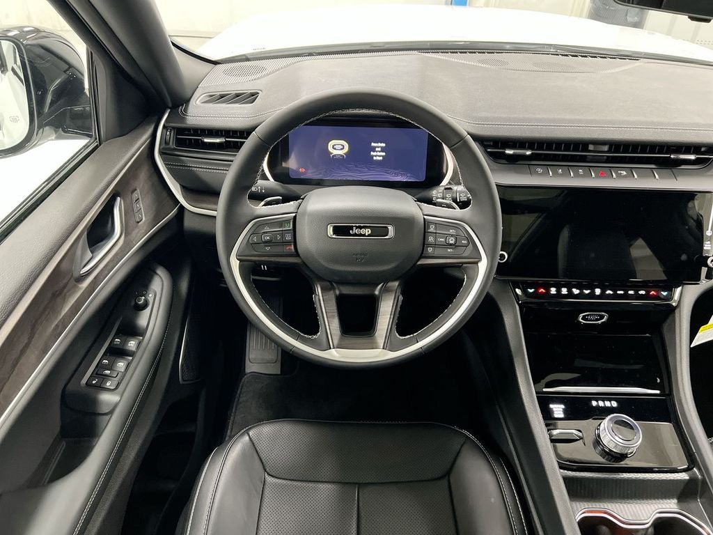 2026 Jeep Grand Cherokee Limited Reserve