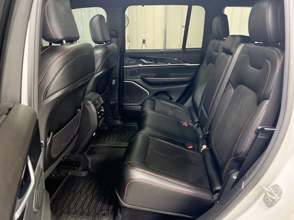 2022 Jeep Grand Cherokee Trailhawk