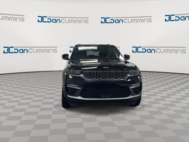 2023 Jeep Grand Cherokee Summit