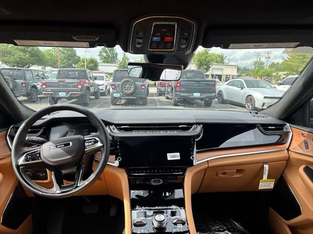 2026 Jeep Grand Cherokee Summit