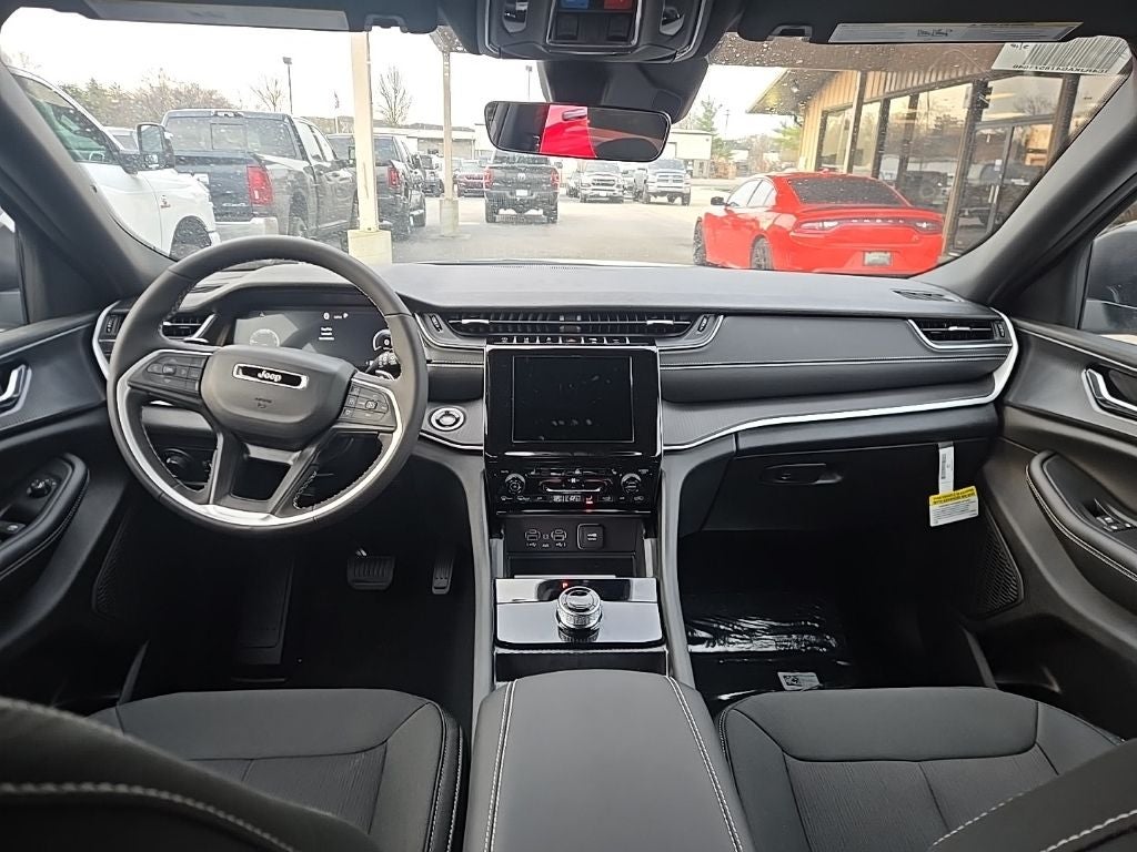 2026 Jeep Grand Cherokee L Laredo