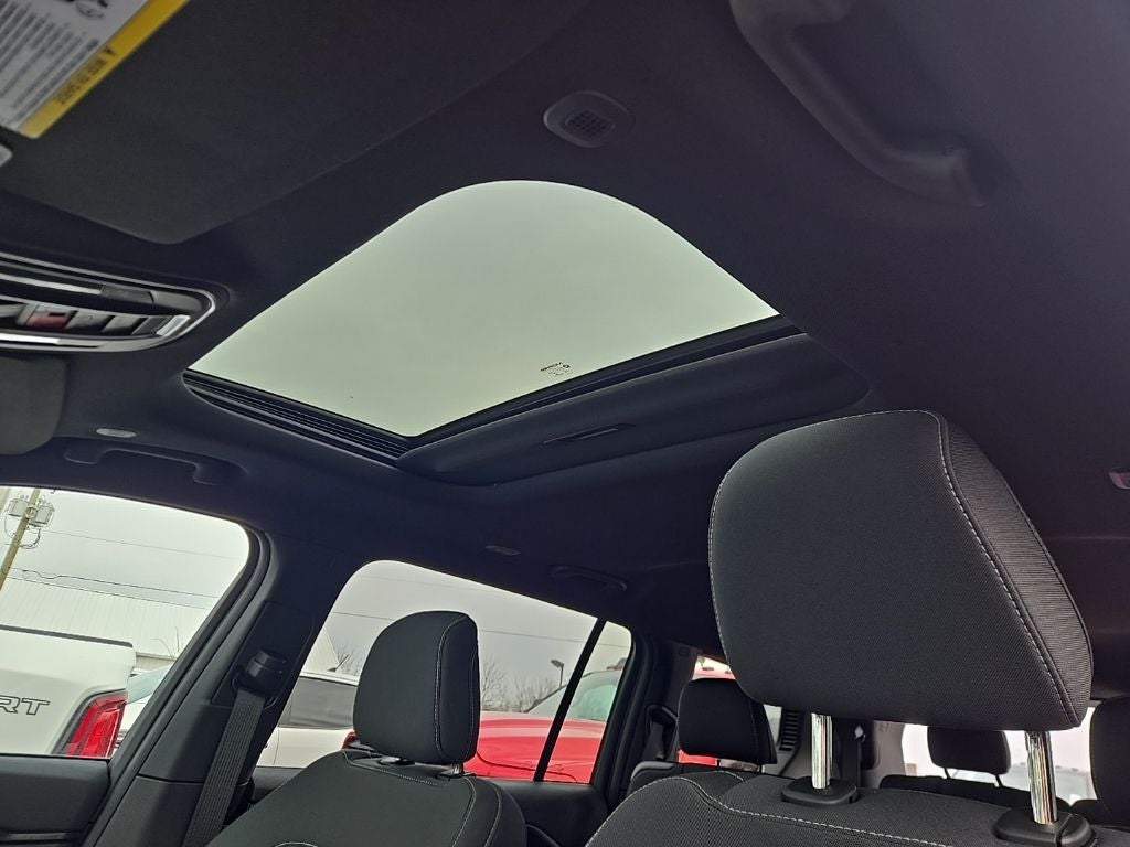 2026 Jeep Grand Cherokee L Laredo