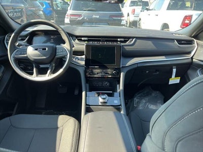 2026 Jeep Grand Cherokee L Laredo