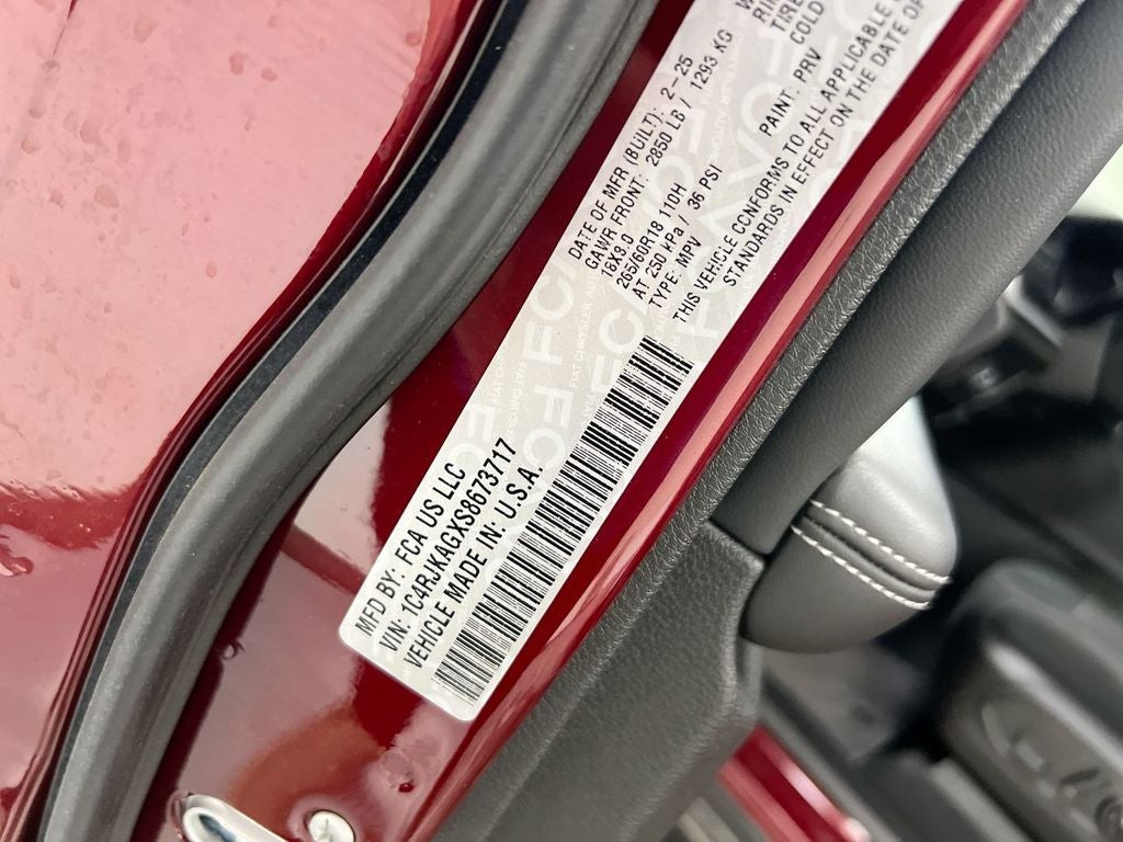 2025 Jeep Grand Cherokee L Laredo