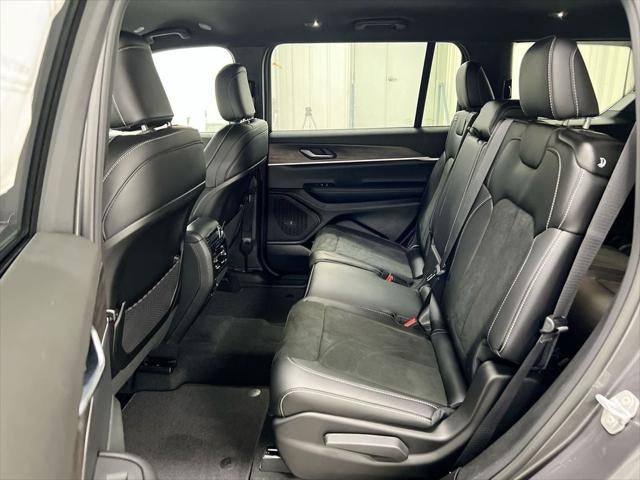 2026 Jeep Grand Cherokee L Laredo