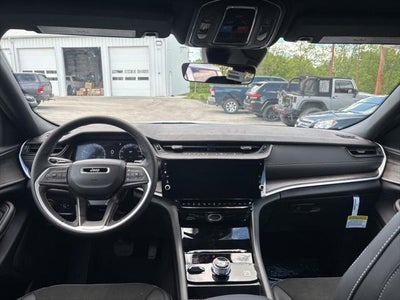 2026 Jeep Grand Cherokee L Laredo