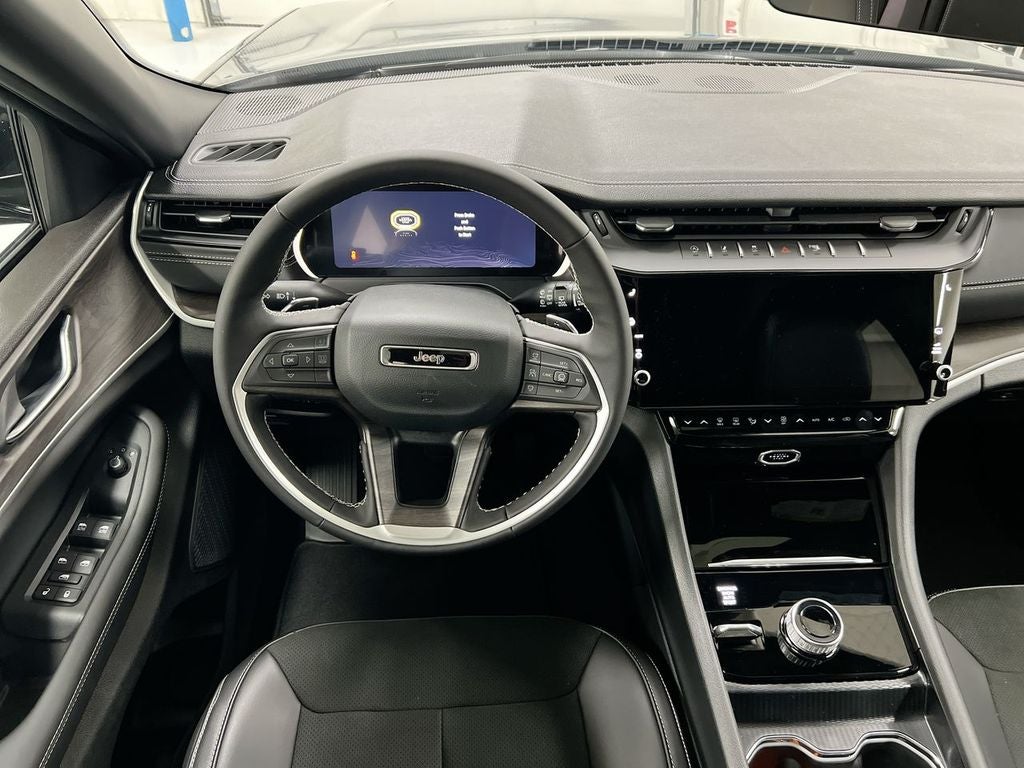 2026 Jeep Grand Cherokee L Laredo