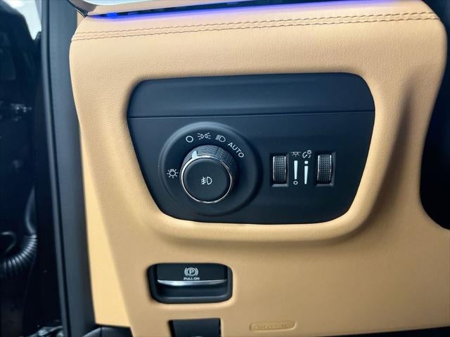 2026 Jeep Grand Cherokee L Summit