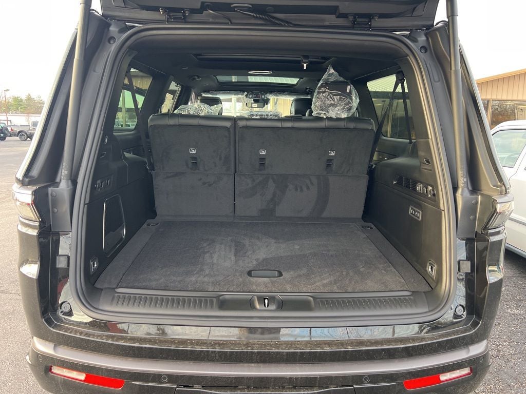 2026 Jeep Grand Wagoneer L Limited Reserve