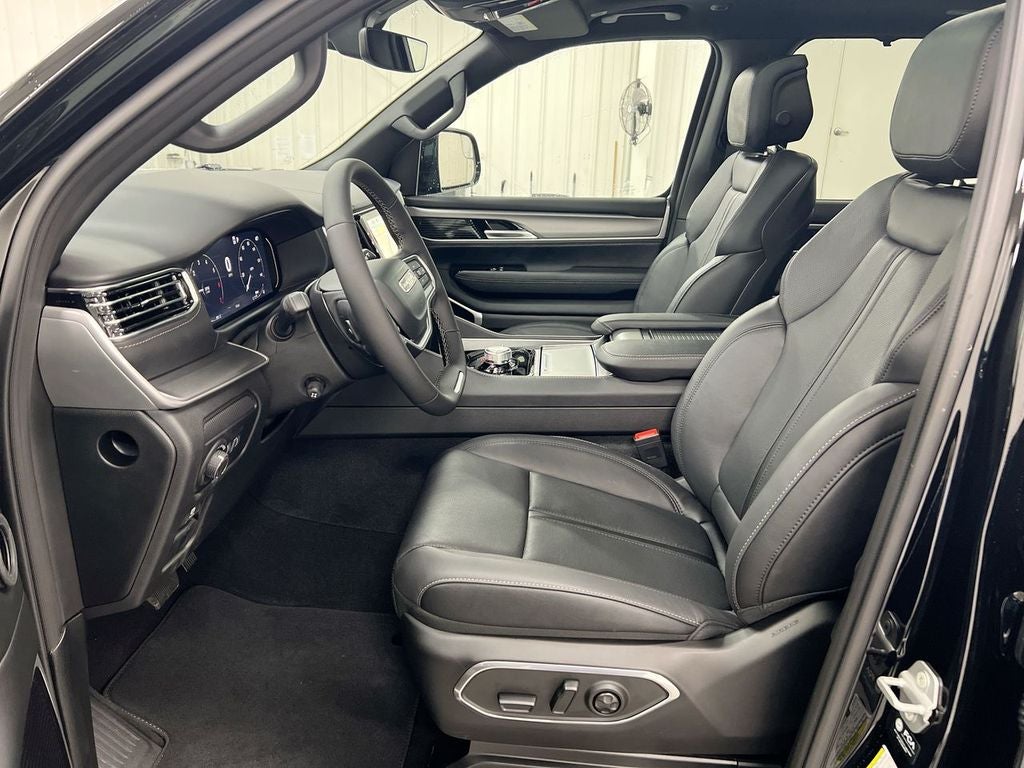 2026 Jeep Grand Wagoneer L Limited Reserve