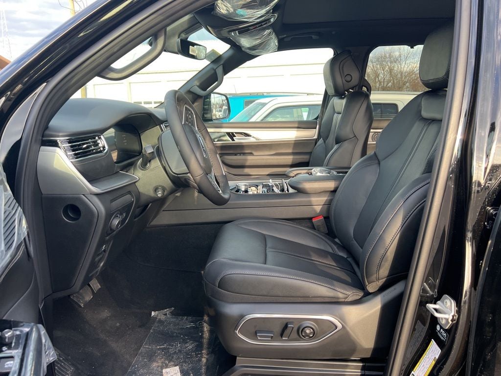 2026 Jeep Grand Wagoneer L Limited Reserve